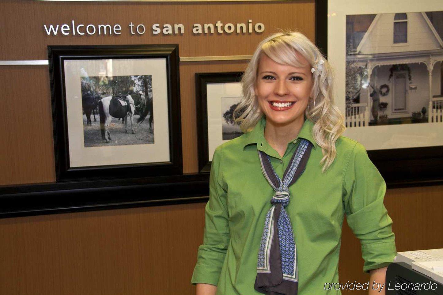 Hampton Inn San Antonio Stone Oak Екстер'єр фото